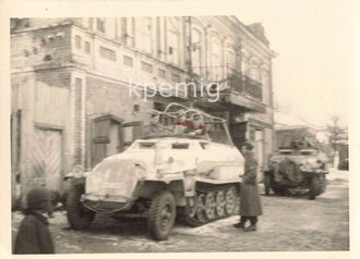 Aufnahme von Schützenpanzer in Wintertarnbemalung...