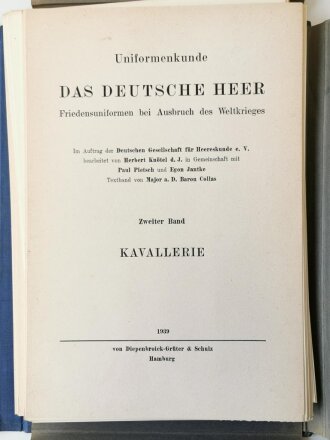 "Das Deutsche Heer" Friedensuniformen bei Ausbruch des Weltkrieges. Diepenbroick Hamburg 1935. Zweiter Band "Kavallerie" Tafel 1 bis 122 komplett, in sehr gutem Zustand