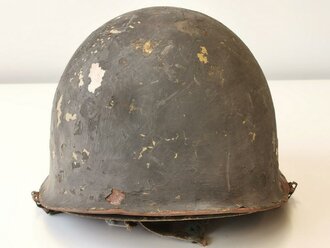 Stahlhelm mit Innenhelm U.S. Alter unbekannt, ungereinigtes Stück