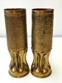 1.Weltkrieg, Paar Vasen aus Kartuschen gefertigt. Britische ? Bodenstempelung, eine datiert 1918. Höhe jeweils 29cm