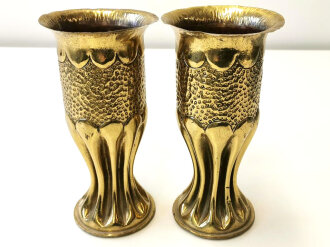1.Weltkrieg, Paar Vasen aus Kartuschen gefertigt. Deutsche Fertigung, beide datiert 1915. Höhe jeweils 22cm