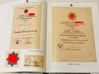 "Die Verleihungsurkunden zum Deutschen Kreuz in Gold " Alexander von Renz, leicht gebrauchtes Exemplar mit 361 Seiten
