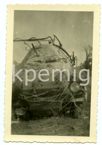 Aufnahme eines Panzerspähwagen Sd.Kfz 221,...