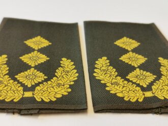 Bundeswehr Heer Paar Dienstgradabzeichen/Schulterschlaufen Generalleutnant für die Dienst/Kampfuniform ca 80-90er Jahre, ungetragen