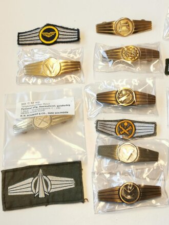 Bundeswehr, 21 Stück verschiedene Tätigkeitsabzeichen