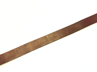 Sachsen, Feldbinde für Offiziere. Messingschloss mit wackelnder Auflage, der Riemen aus einem Mannschaftsstück gefertigt. Gesamtlänge 106cm