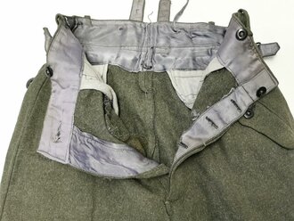 Luftwaffe, Hose für Angehörige der Fallschirmtruppe. Leicht getragenes Kammerstück in gutem Gesamtzustand