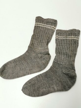 Paar Socken für Angehörige der Wehrmacht in...