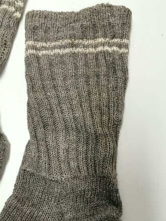 Paar Socken für Angehörige der Wehrmacht in...