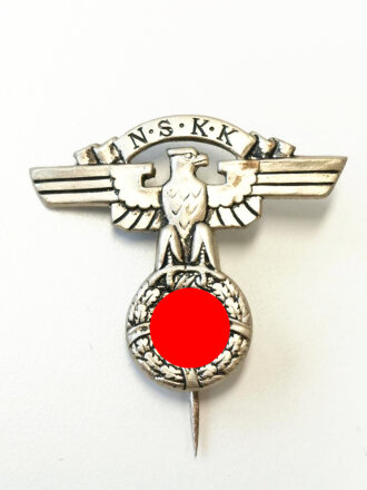 NSKK Mützenadler in Buntmetall, lange Nadel angelötet zum Tragen am Zivilanzug
