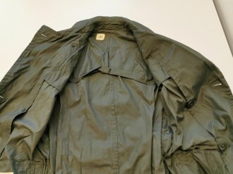 U.S. 1967 dated Raincoat, Man´s, Cotton an Nylon, size 36R, vgc