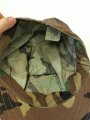 U.S. Marine Corps Cap, utility .Dated 1983, unused, size Medium, woodland