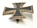 Eisernes Kreuz 1. Klasse 1914, magnetisch, Hersteller CD800. Rückseitig Gaviert Lt.d. R.  W.Pionier. Btl. 13 Ernst Schwager 2.3.15