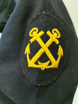 Kriegsmarine blaues Hemd für Mannschaften, getragenes Stück, seitlich die Naht aufgetrennt