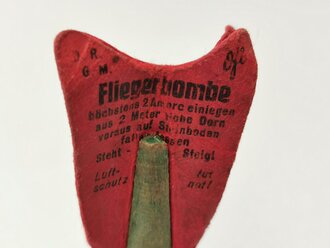 Luftschutz Spielzeug " Fliegerbombe" Höhe 10cm