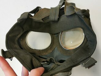 Volksgasmaske 44, komplettes Set in sehr gutem Zustand