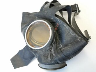 Volksgasmaske 40 für Frauen mit Gebrauchsanweisung im Umkarton, Filter aus Eisen