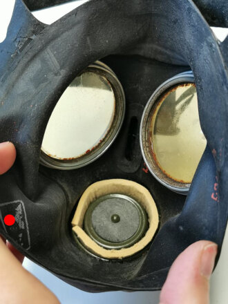 Volksgasmaske 40 für Frauen mit Gebrauchsanweisung im Umkarton