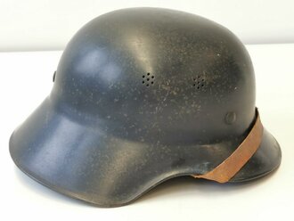 Luftschutz Stahlhelm , einteiliges Stück, Originallack, hatte nie ein Abzeichen