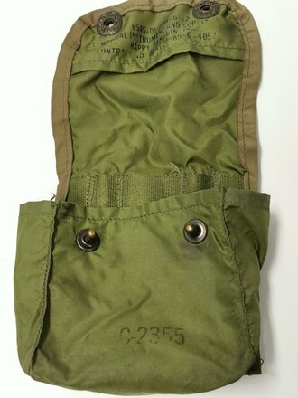 U.S. 1985 dated Nylon pouch, First aid kit