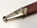 SA Dienstdolch Modell 1933, Hersteller RZM M7/13 für Schüttelhöfer Artur & Co. (ASSO). Zusammengehöriges Stück in gutem Zustand, der Adler vermutlich neuzeitlich ergänzt, ungereinigt