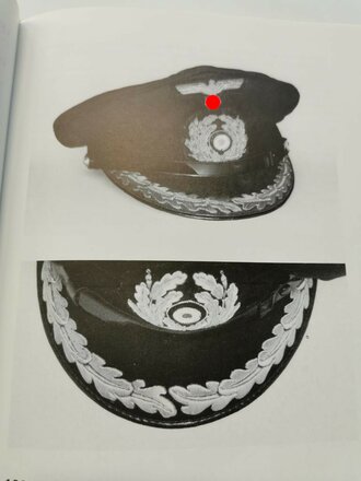 "Die Kopfbedeckungen der Kriegsmarine 1919-1945 - Uniform und Ausrüstung Deutscher Streitkräfte-Band 2", 119 Seiten, gebraucht, DIN A4