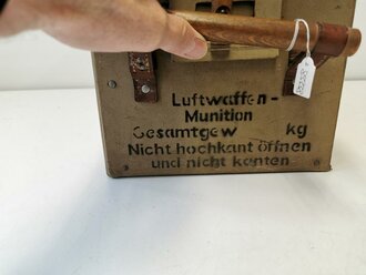 Transportkasten aus Presspappe " 3,7cm Luftwaffen Munition"  Guter Zustand