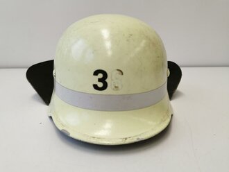 Deutschland nach 1945, Leichtmetallhelm Feuerwehr, ungereinigtes Stück