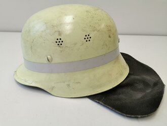 Deutschland nach 1945, Leichtmetallhelm Feuerwehr, ungereinigtes Stück