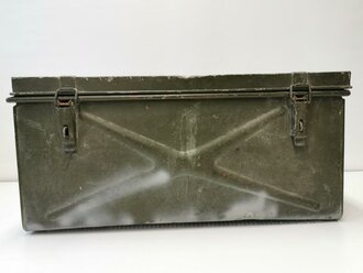 Dokumentenkiste Wehrmacht aus Metall. Originallack, 34 x 40 x 75cm
