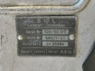 Luftwaffe Funk-Sender S10L ( Langwelle ) , Ln 26964 zur FuG10 Funk-Anlage . Überlackiertes Gehäuse, Funktion nicht geprüft, gute Substanz zum restaurieren