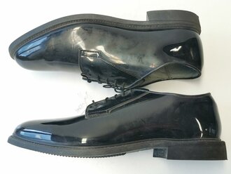 U.S. 1990 dated pair, shoes, service dress, size 13,5,...