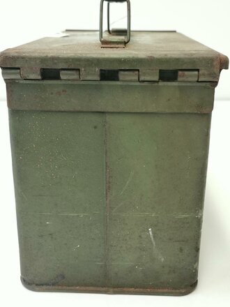 U.S. Cal. 50 Ammunition box, original paint, uncleaned