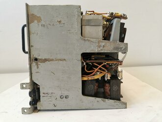 Luftwaffe / Kriegsmarine Empfänger E382bf, Bauart Telefunken. Originallack, Funktion nicht geprüft