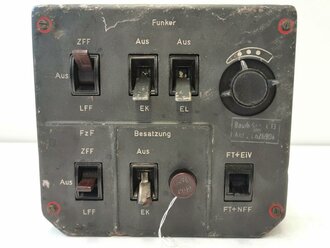 Luftwaffe Sch K13, Schaltkasten 13 , Ln 26904, Funkerschaltkasten u.a. für Fu G10 und Fu 16ZY. Funktion nicht geprüft, Originallack