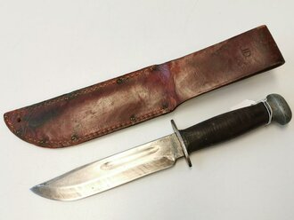 U.S. WWII "PAL" fighting knife RH36 with leather scabbard