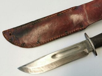 U.S. WWII "PAL" fighting knife RH36 with leather scabbard