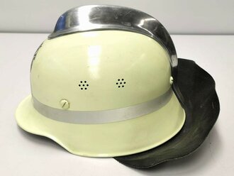 Deutschland nach 1945, Leichtmetallhelm der Feuerwehr Berlin in sehr gutem Zustand