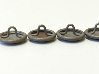 4x Knopf für die Feldbluse der Wehrmacht 19mm. Wohl ungebraucht