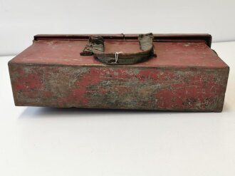 Großbritannien, Vickers Ammo Box Dated 1917, uncleaned