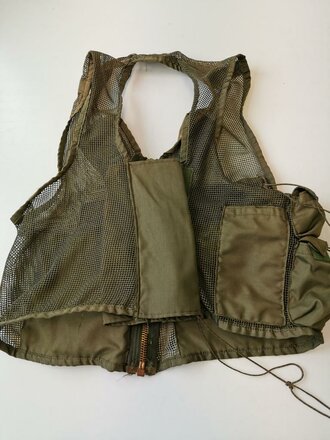 U.S. 1985 dated Vest, survival. Good condition