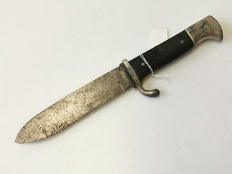Hitler Jugend Fahrtenmesser. Griffemblem wackelt, rückseitige Griffschale restauriert, RZM 7/37 1939, Scheide fehlt