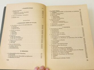 "Unterrichtsbuch für Sanitätsunteroffiziere und -mannschaften" Rom 12. August 1939, 431 Seiten, DIN A5