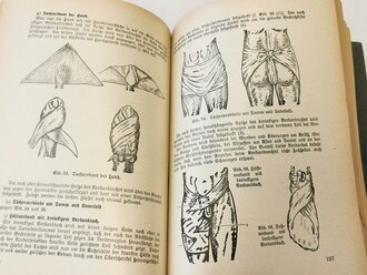 "Unterrichtsbuch für Sanitätsunteroffiziere und -mannschaften" Rom 12. August 1939, 431 Seiten, DIN A5