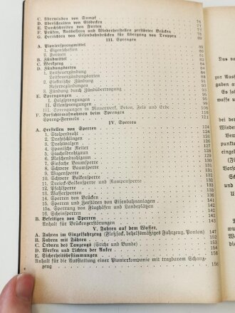 "Pionier-Fibel" zusammengestellt und bearbeitet von Hauptmann Zahn, 156 Seiten, DIN A5