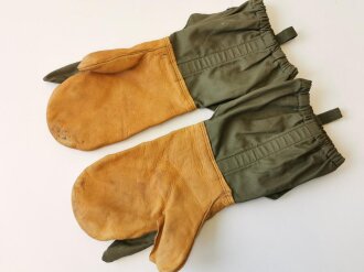 Mitten Shell, Trigger finger M 1948, used pair