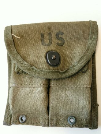 U.S. Carbine magazine pouch 1958 dated. Used uncleaned