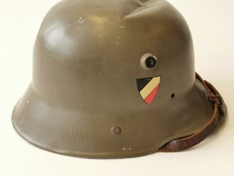 Reichswehr, Stahlhelmglocke für eine Kinderuniform. Originallack, der Adlerschild entfernt