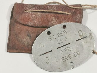 Erkennungsmarke Luftwaffe für einen Angehörigen der 1.Kompanie Fallschirm Nachrichten Abteilung 11, in zugehöriger Tasche