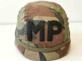 U.S. 1983 dated PASGT Helmet, used, complete. Lieferung...